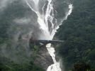dudhsagar waterfalls in goa